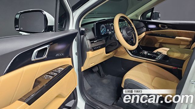 Kia Canival 2022 — photo 16