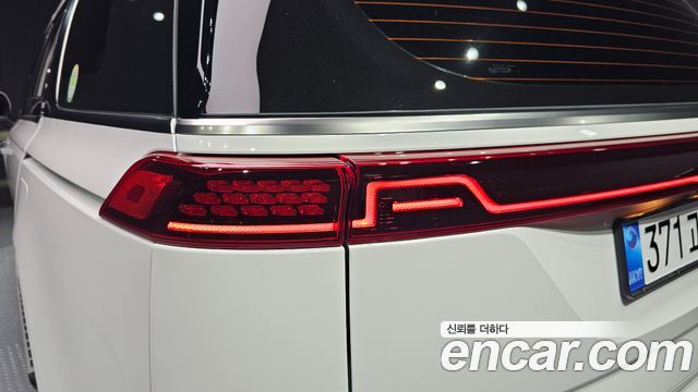 Kia Canival 2022 — photo 9