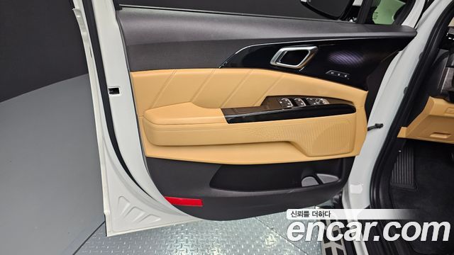 Kia Canival 2022 — photo 14