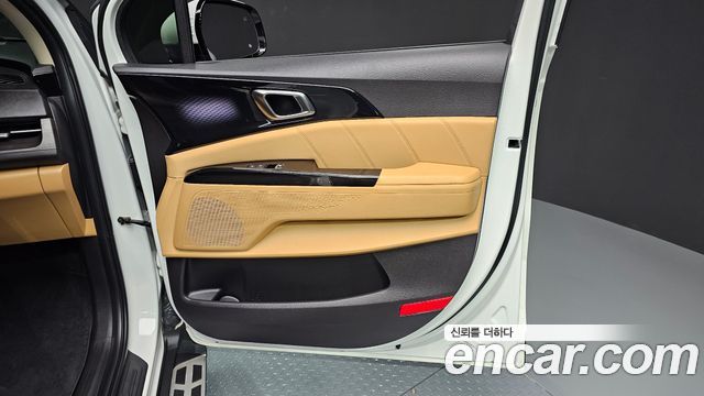 Kia Canival 2022 — photo 15