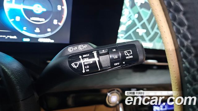 Kia Canival 2022 — photo 30