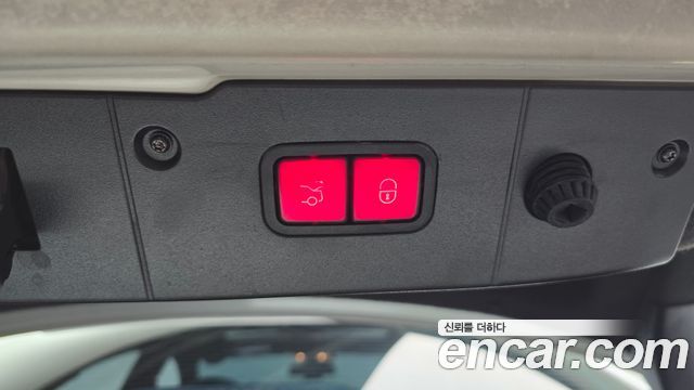 Mercedes-Benz CLS-Class 2006 — photo 20