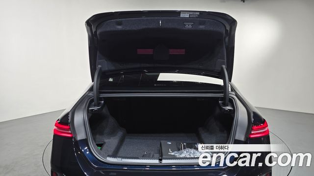 BMW 5-Series 2026 — photo 17