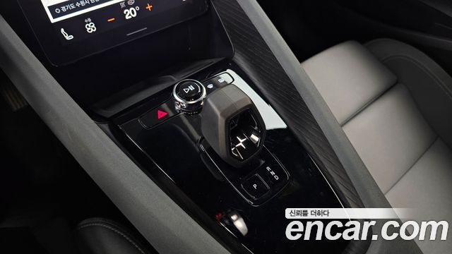 Polestar Polestar 2 2023 — photo 9