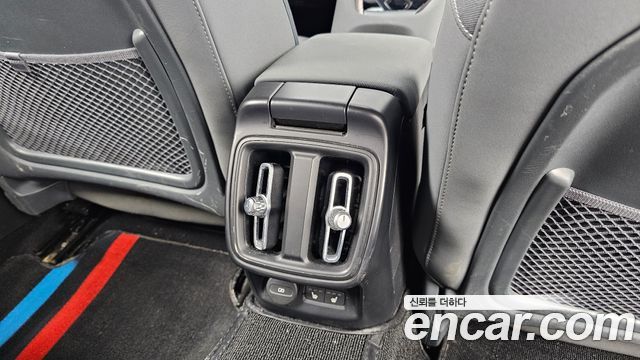 Polestar Polestar 2 2023 — photo 19