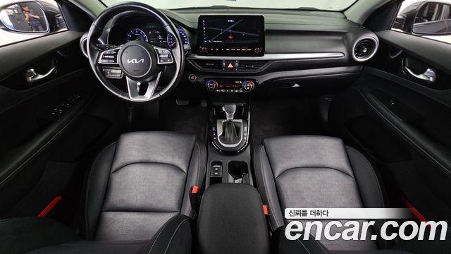 Kia K3 2022 — photo 10