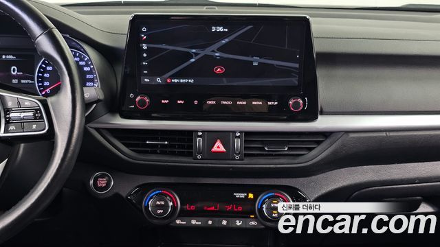 Kia K3 2022 — photo 20