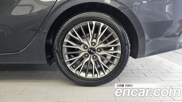 Kia K3 2022 — photo 7