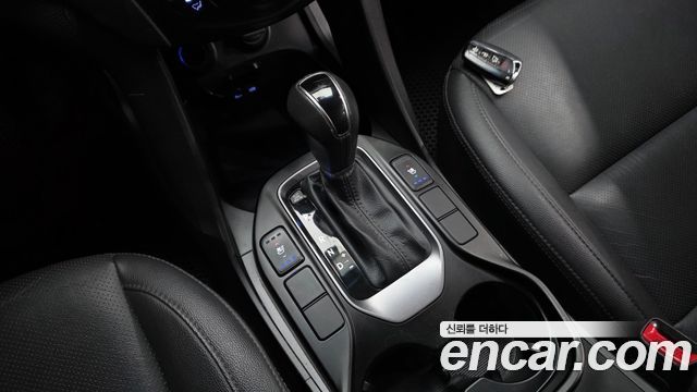 Hyundai Santafe 2015 — photo 12