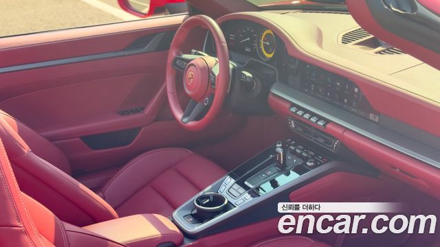 Porsche 911 2023 — photo 14