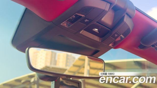 Porsche 911 2023 — photo 16
