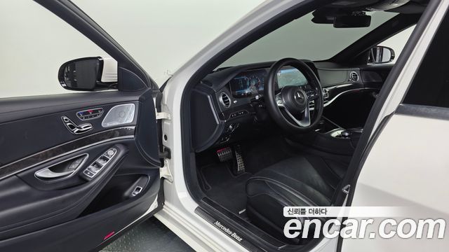 Mercedes-Benz S-Class 2019 — photo 10