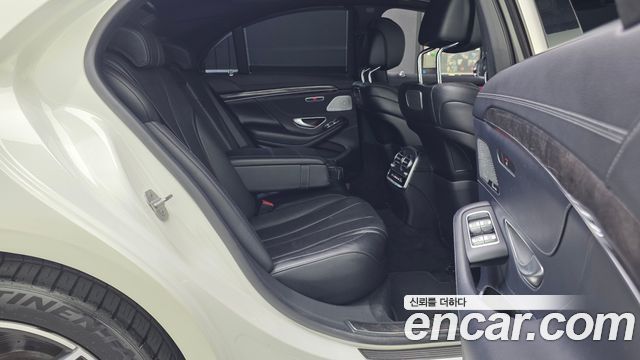 Mercedes-Benz S-Class 2019 — photo 12