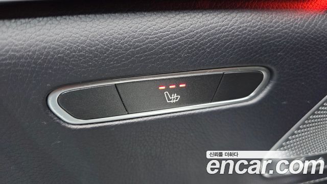 Mercedes-Benz S-Class 2019 — photo 18
