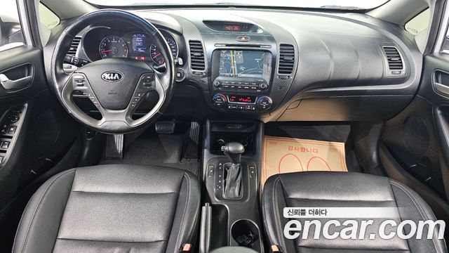 Kia K3 2013 — photo 7