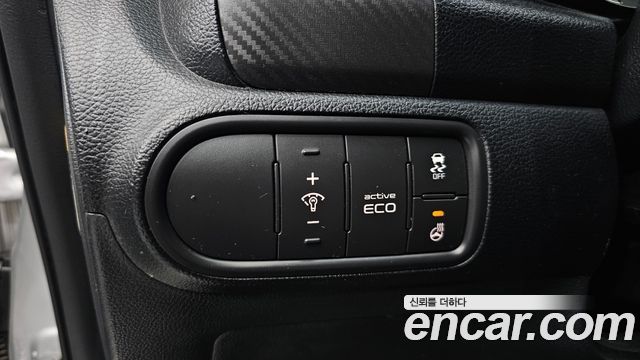 Kia K3 2013 — photo 13