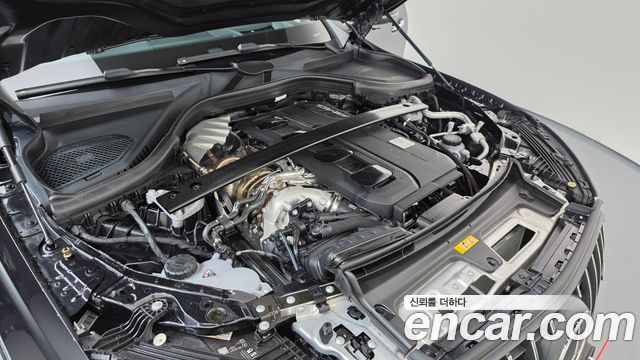 Mercedes-Benz GLC-Class 2025 — photo 6