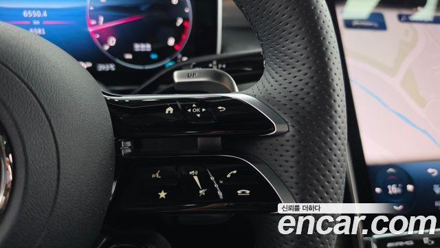 Mercedes-Benz GLC-Class 2025 — photo 22