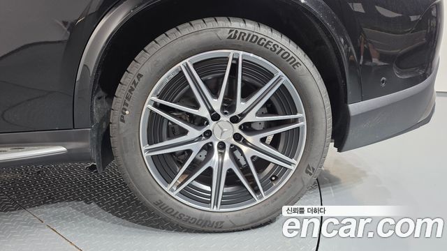 Mercedes-Benz GLC-Class 2025 — photo 7