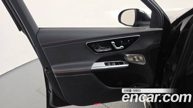 Mercedes-Benz GLC-Class 2025 — photo 14
