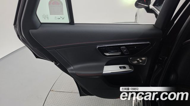 Mercedes-Benz GLC-Class 2025 — photo 15