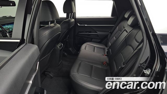 KG Mobility Torres 2023 — photo 12