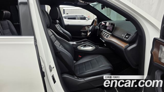 Mercedes-Benz GLS-Class 2021 — photo 17