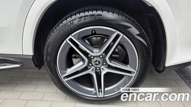 Mercedes-Benz GLS-Class 2021 — photo 7