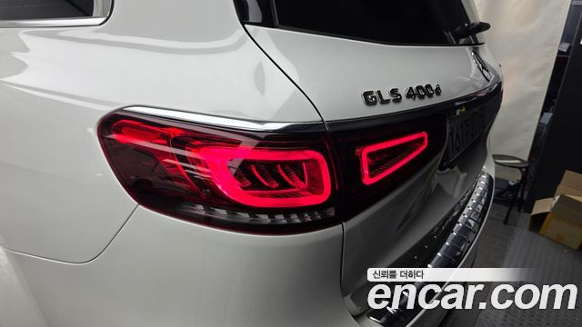 Mercedes-Benz GLS-Class 2021 — photo 9
