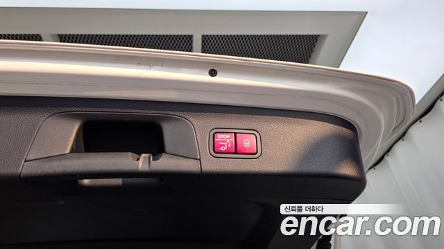 Mercedes-Benz GLS-Class 2021 — photo 27