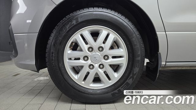 Hyundai Starex 2019 — photo 5
