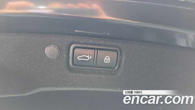 Kia K7 2020 — photo 26