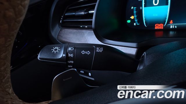 Kia K7 2020 — photo 37