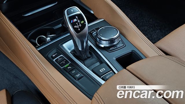 BMW X6 2018 — photo 12