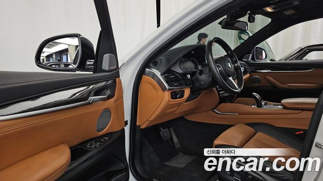 BMW X6 2018 — photo 13