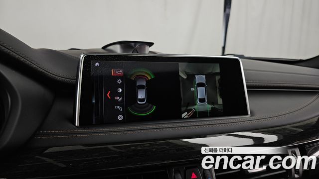 BMW X6 2018 — photo 21