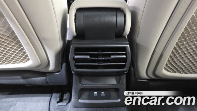 Audi A3 2023 — photo 25