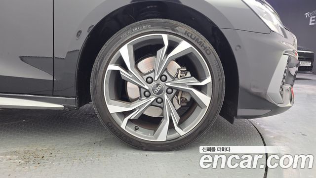 Audi A3 2023 — photo 7