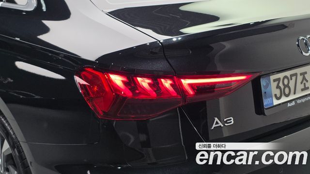 Audi A3 2023 — photo 9