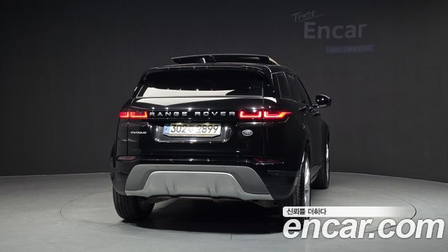 Land Rover Range Rover Evoque 2022 — photo 4