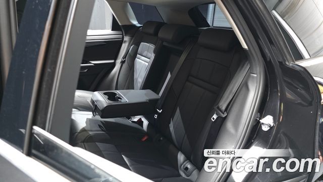 Land Rover Range Rover Evoque 2022 — photo 18