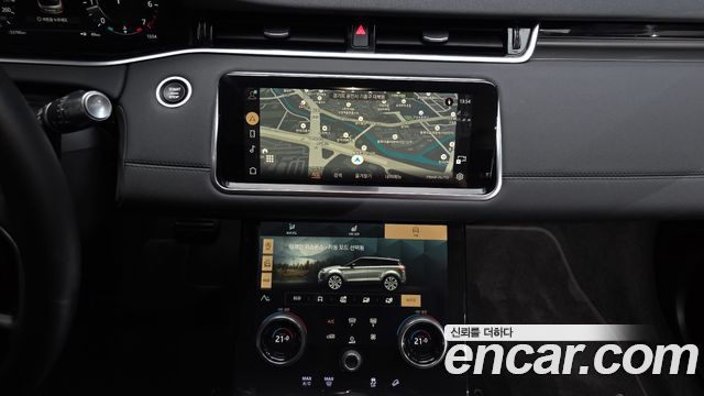 Land Rover Range Rover Evoque 2022 — photo 19