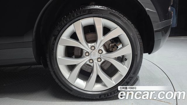 Land Rover Range Rover Evoque 2022 — photo 7