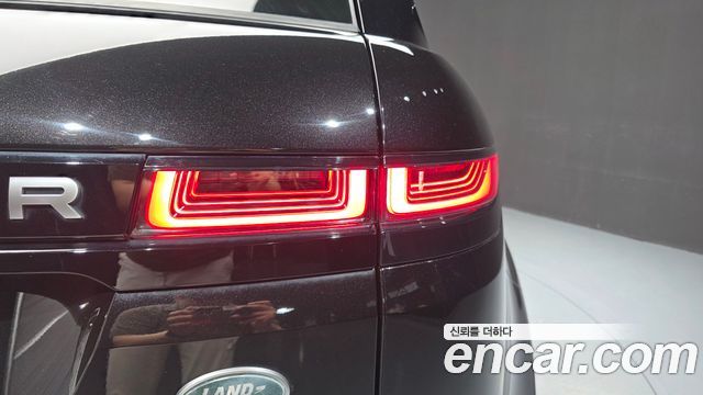 Land Rover Range Rover Evoque 2022 — photo 9