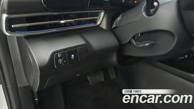 Hyundai AVANTE 2024 — photo 24