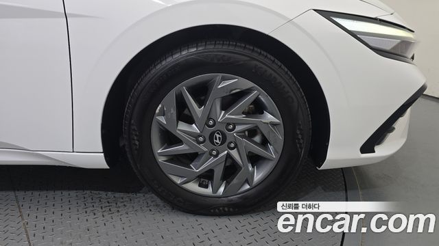 Hyundai AVANTE 2024 — photo 7