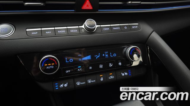 Hyundai AVANTE 2024 — photo 30