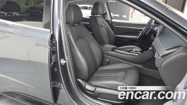 Hyundai Sonata 2022 — photo 12