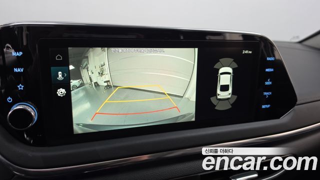 Hyundai Sonata 2022 — photo 17