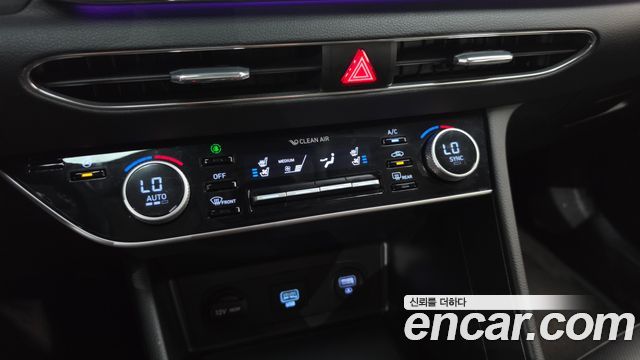 Hyundai Sonata 2022 — photo 18